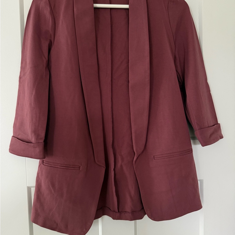 Charlotte Russe Shawl Collar Open Blazer in Wine